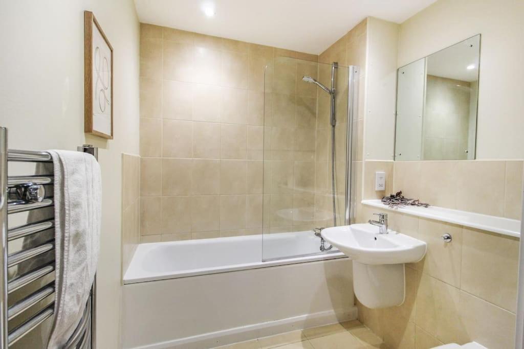 Luxurious 1 Bed Apartment With Free Parking Nottingham Exterior photo